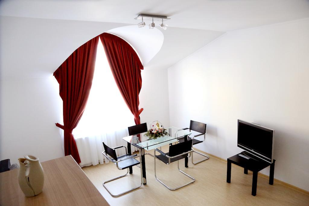 Vila Nona Apartment Sibiu Quarto foto